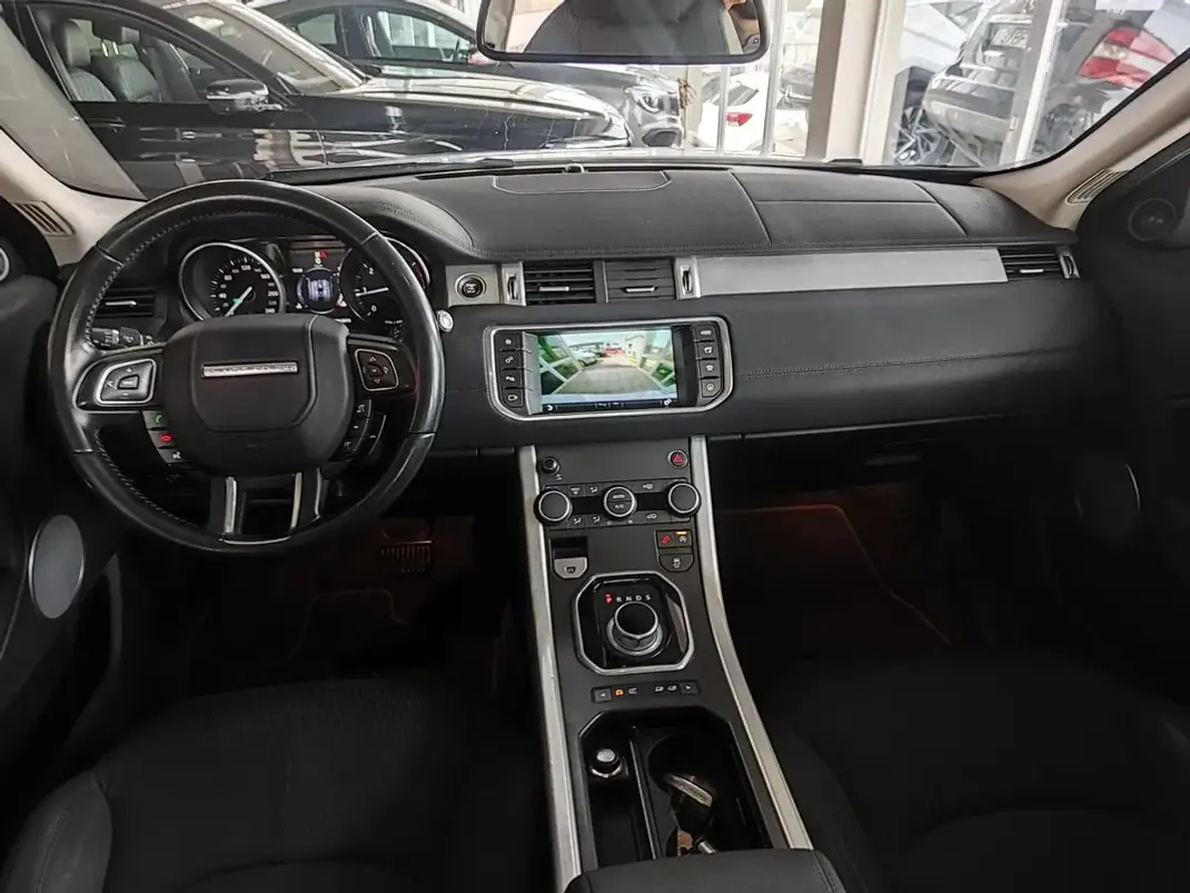 Land Rover Range Rover Evoque 2016 - 22750 EUR, 86400 km - AUTO.MOTO.pt - 86400km - foto 34 de 35