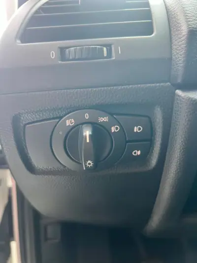 BMW 116 2011 - 14000 EUR, 184987 km - AUTO.MOTO.pt - 184987km - foto 20 de 26