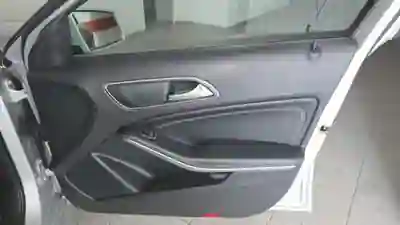 Mercedes-Benz A-Class 2015 - 13500 EUR, 261000 km - foto 4 de 4