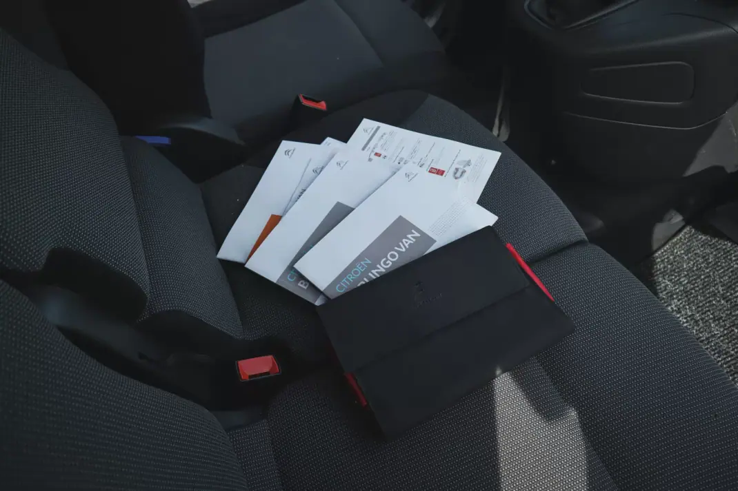 Citroën 2019 - 19880 EUR, 83120 km - AUTO.MOTO.pt - 83120km - foto 20 de 28