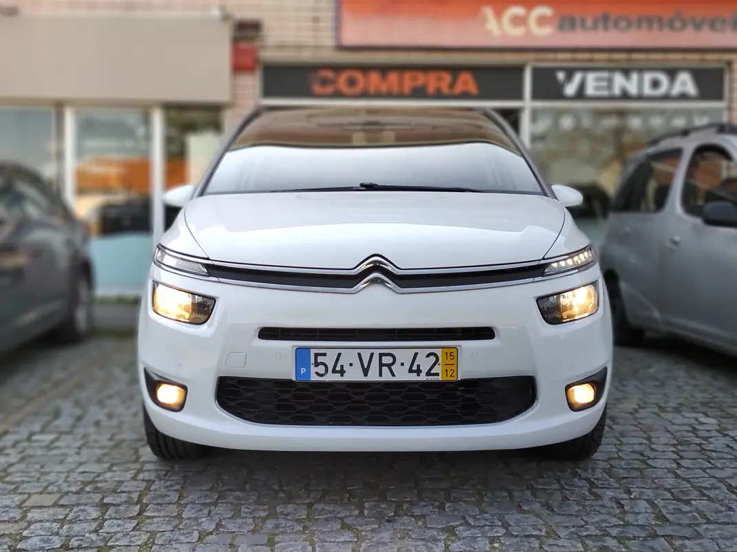 Citroën C4 Grand Picasso 2015 - 10500 EUR, 185000 km - AUTO.MOTO.pt - 185000km - foto 3 de 15