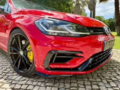 Volkswagen Golf 2019 - 32990 EUR, 72300 km - AUTO.MOTO.pt - 72300km - foto 27 de 40