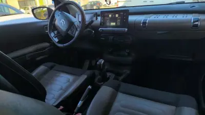 Citroën C4 Cactus 2015 - 9900 EUR, 175000 km - foto 6 de 17