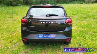 Dacia Sandero 2023 - 14950 EUR, 69650 km - 69650km - foto 4 de 32