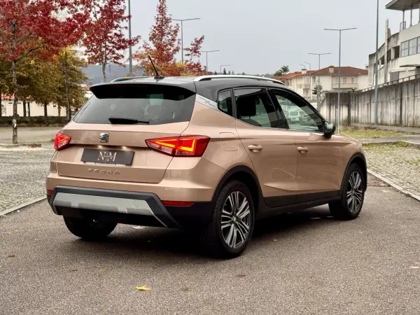 SEAT Arona 2018 - 18500 EUR, 136000 km - AUTO.MOTO.pt - 136000km - foto 6 de 28