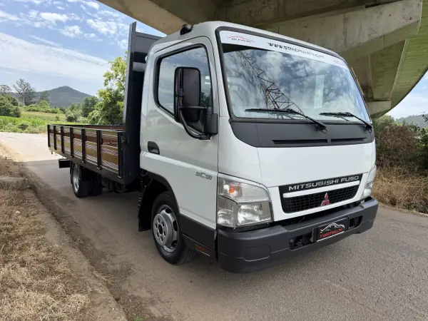 Mitsubishi FUSO CANTER 3C13 6 VEL LONGA 5,75M 2009 - 23900 EUR, 189000 km - AUTO.MOTO.pt - 189000km - foto 7 de 23