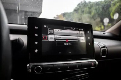 Citroën C4 Cactus 2016 - 10550 EUR, 98640 km - AUTO.MOTO.pt - 98640km - foto 38 de 42