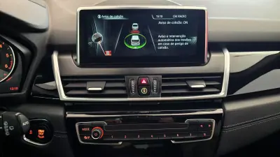 BMW 216 Active Tourer 2017 - 16990 EUR, 118407 km - AUTO.MOTO.pt - 118407km - foto 48 de 72