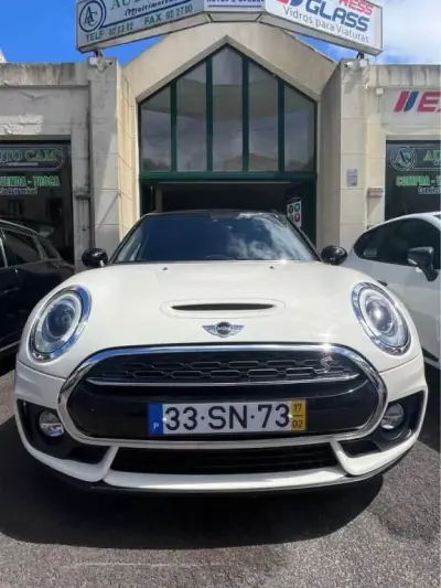 MINI Clubman 2017 - 20500 EUR, 93000 km - AUTO.MOTO.pt - 93000km - foto 7 de 9