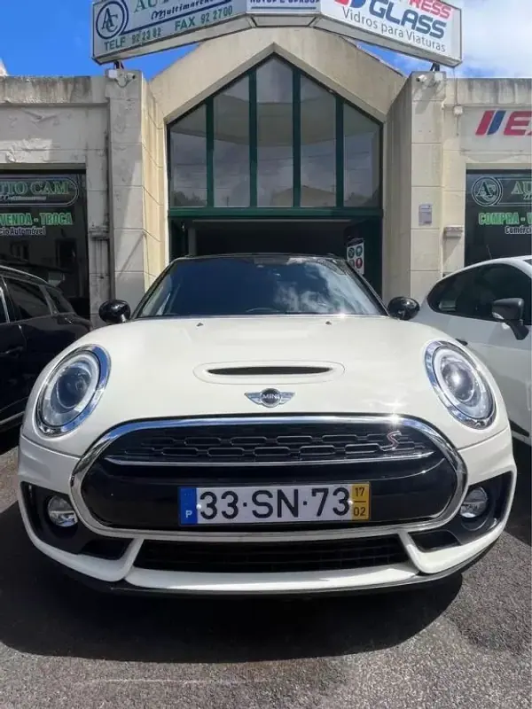 MINI Clubman 2017 - 18900 EUR, 93000 km - AUTO.MOTO.pt - 93000km - foto 7 de 9