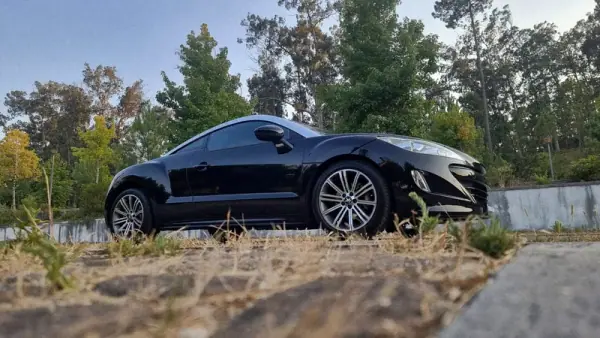 Peugeot RCZ 2011 - 12500 EUR, 94000 km - AUTO.MOTO.pt - 94000km - foto 19 de 19
