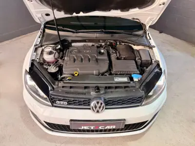 Volkswagen Golf 2016 - 21990 EUR, 142928 km - AUTO.MOTO.pt - 142928km - foto 22 de 23