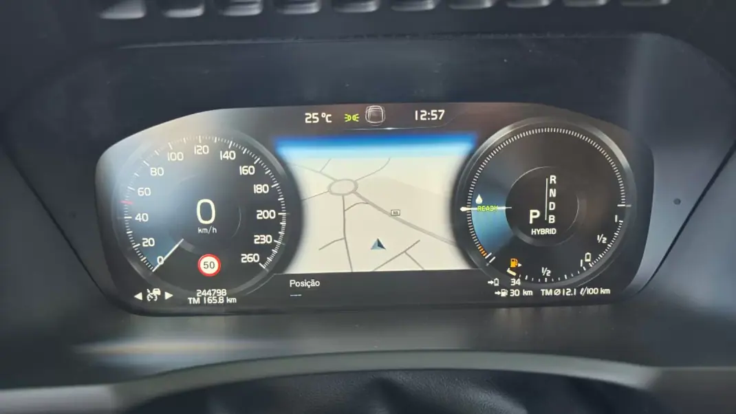 Volvo XC 90 2015 - 24500 EUR, 244798 km - 244798km - foto 20 de 28