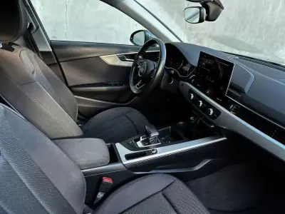 Audi A4 Avant 2020 - 24250 EUR, 235230 km - AUTO.MOTO.pt - 235230km - foto 6 de 12
