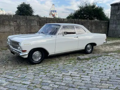 Opel Olympia 1965 - 25000 EUR, 92000 km - AUTO.MOTO.pt - 92000km - foto 2 de 37