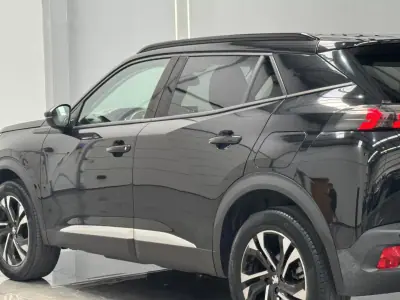 Peugeot 2008 2020 - 15990 EUR, 122000 km - AUTO.MOTO.pt - 122000km - foto 10 de 31