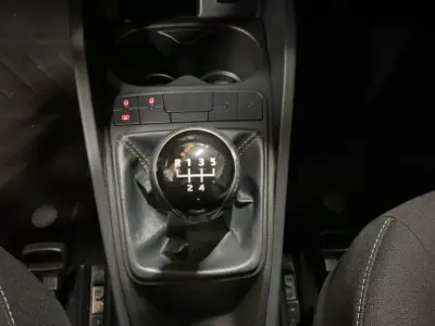 SEAT Ibiza 2014 - 5750 EUR, 290400 km - AUTO.MOTO.pt - 290400km - foto 14 de 19