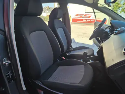 SEAT Ibiza 2016 - 9900 EUR, 122800 km - AUTO.MOTO.pt - 122800km - foto 17 de 40