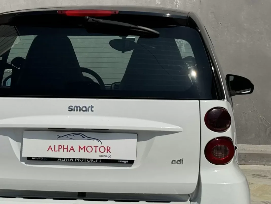 Smart Fortwo Cabrio 2013 - 8550 EUR, 173500 km - AUTO.MOTO.pt - 173500km - foto 12 de 27
