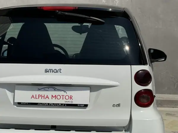 Smart Fortwo Cabrio 2013 - 8550 EUR, 173500 km - AUTO.MOTO.pt - 173500km - foto 12 de 27