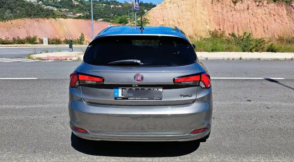 Fiat Tipo 2018 - 11990 EUR, 129363 km - AUTO.MOTO.pt - 129363km - foto 4 de 15