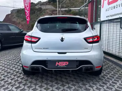 Renault Clio 2018 — foto 5 de 13