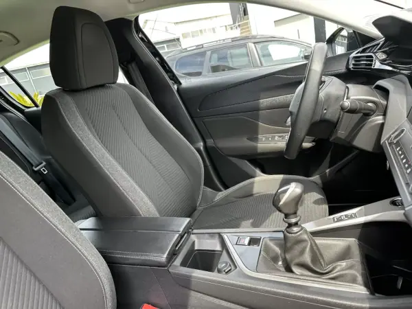 Peugeot 308 2022 - 22500 EUR, 170000 km - AUTO.MOTO.pt - 170000km - foto 56 de 60