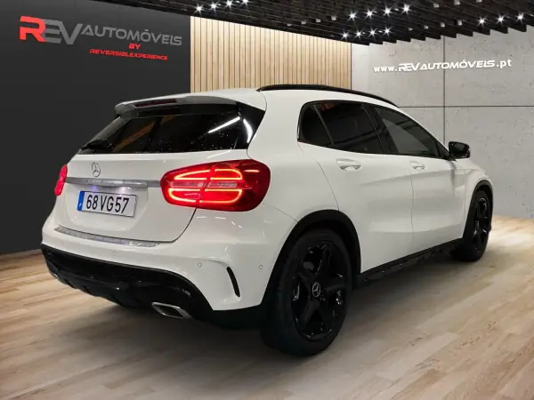 Mercedes-Benz GLA 180 2015 - 21950 EUR, 22737 km - AUTO.MOTO.pt - 22737km - foto 3 de 20
