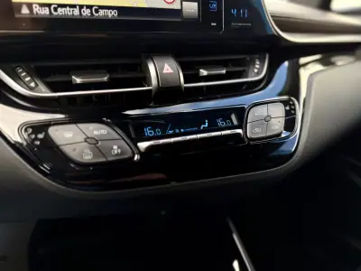 Toyota C-HR 2019 - 23950 EUR, 80000 km - 80000km - foto 24 de 31