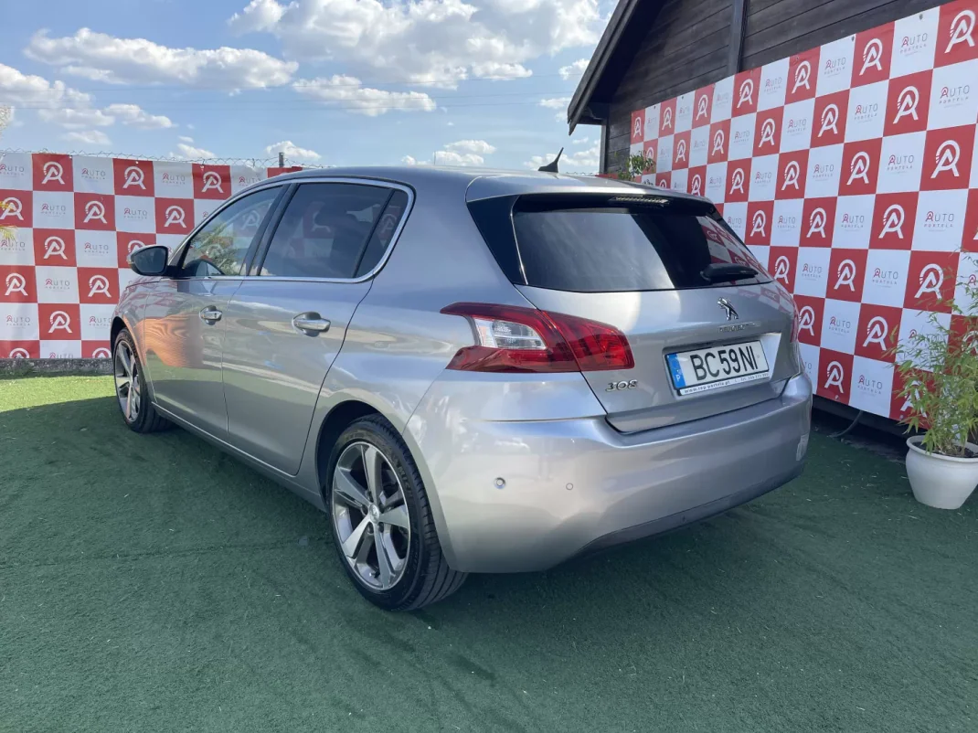 Peugeot 308 2014 - 12490 EUR, 143165 km - 143165km - foto 4 de 22