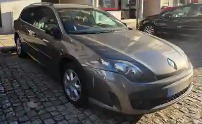 Renault Mégane Break 2009 - 3000 EUR, 270800 km - foto 3 de 4