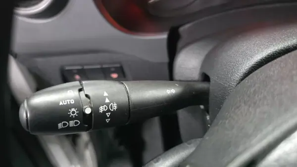 Citroën Berlingo 1.6 Bluehdi L2 100 cv longa C Iva 2018 - 14990 EUR, 84000 km - AUTO.MOTO.pt - 84000km - foto 8 de 15