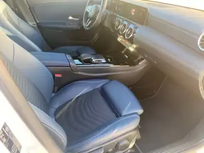 Mercedes-Benz A 180 2019 - 22990 EUR, 127450 km - AUTO.MOTO.pt - 127450km - foto 11 de 20