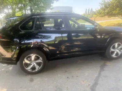 Toyota RAV4 2025 - 47500 EUR, 22000 km - AUTO.MOTO.pt - 22000km - foto 10 de 28
