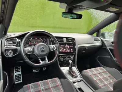 Volkswagen Golf 2019 - 27990 EUR, 110000 km - AUTO.MOTO.pt - 110000km - foto 3 de 33