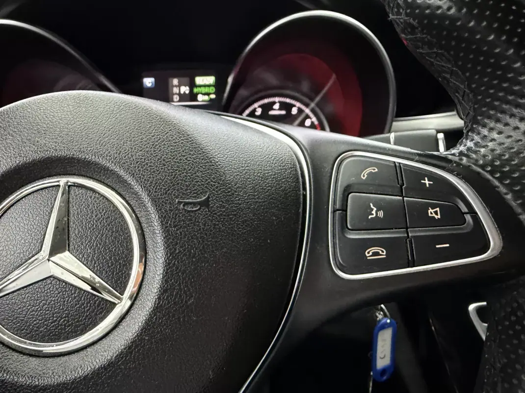 Mercedes-Benz C 350 2016 - 18450 EUR, 253361 km - 253361km - foto 25 de 42