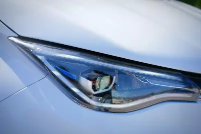 Renault Zoe 2020 - 12990 EUR, 103000 km - AUTO.MOTO.pt - 103000km - foto 10 de 24