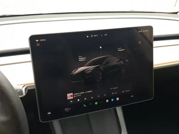 Tesla Model 3 2022 - 32490 EUR, 88297 km - AUTO.MOTO.pt - 88297km - foto 16 de 19