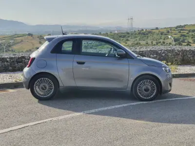 Fiat 500 3 + 1 2021 - 16550 EUR, 57176 km - AUTO.MOTO.pt - 57176km - foto 27 de 30