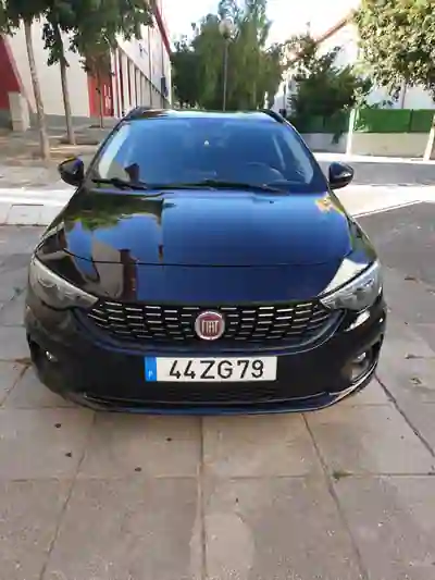 Fiat Tipo Station Wagon 2019 - 6750 EUR, 260000 km - AUTO.MOTO.pt - 260000km - foto 4 de 5