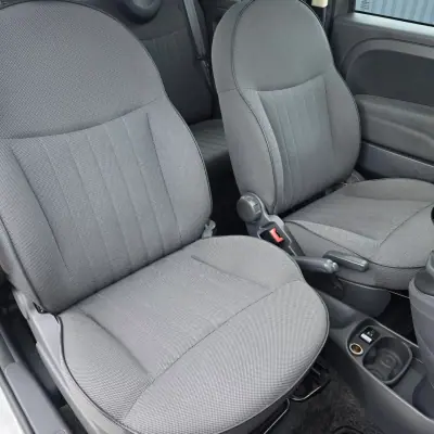 Fiat 500C 2013 - 9750 EUR, 111063 km - AUTO.MOTO.pt - 111063km - foto 12 de 15