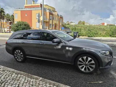 Mercedes-Benz E 220 2018 - 36980 EUR, 125000 km - AUTO.MOTO.pt - 125000km - foto 24 de 25