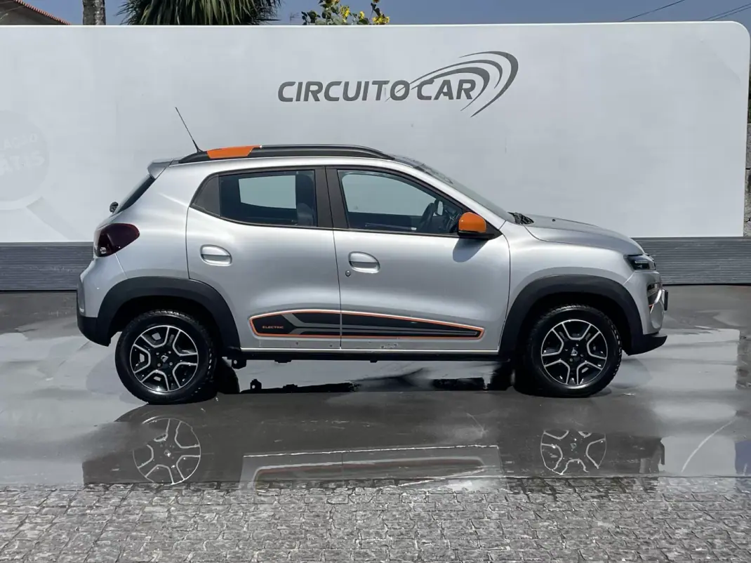 Dacia Spring 2021 - 10850 EUR, 17296 km - AUTO.MOTO.pt - 17296km - foto 9 de 32