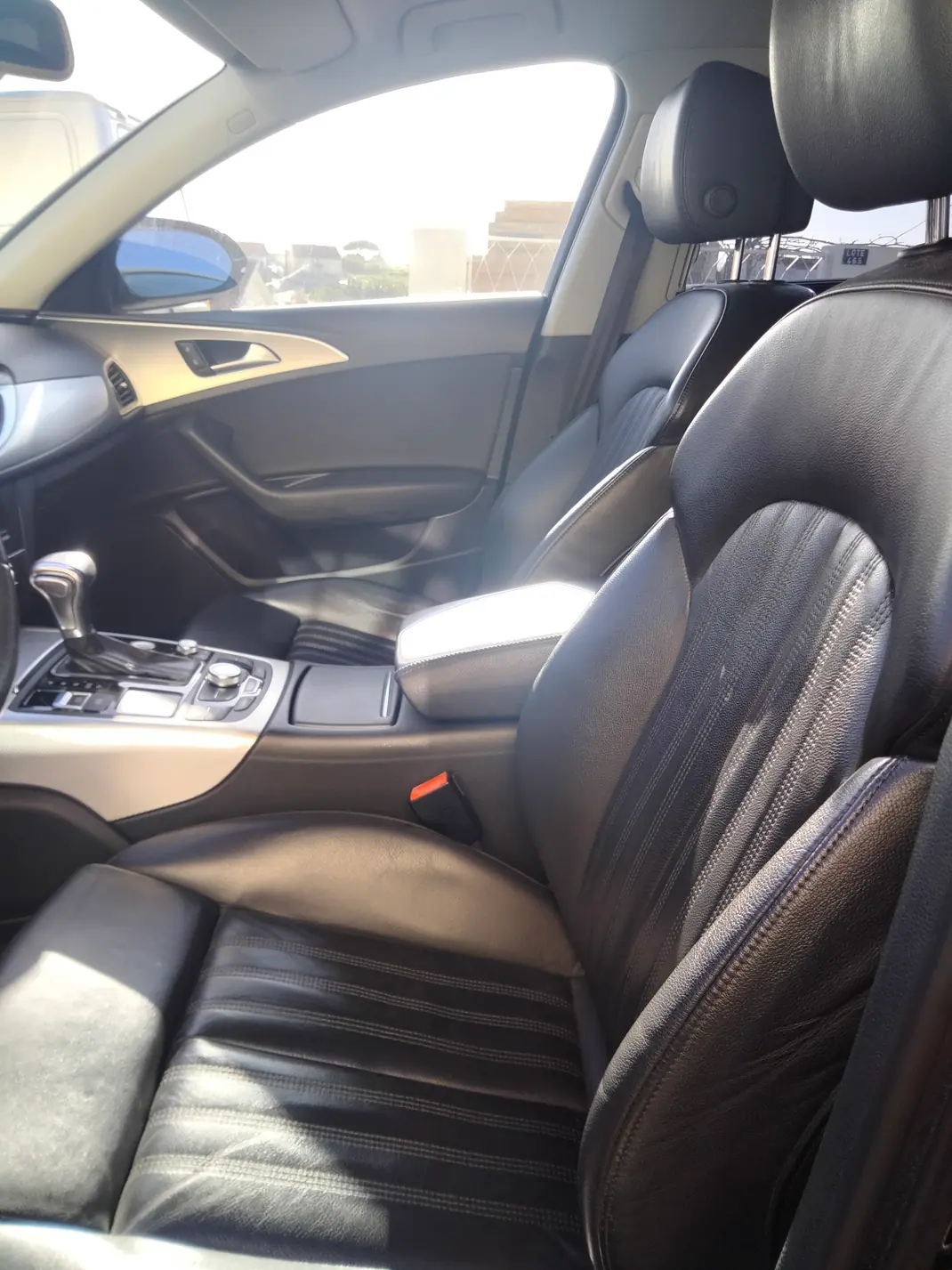 Audi A6 2013 - 11300 EUR, 242000 km - AUTO.MOTO.pt - 242000km - foto 9 de 11