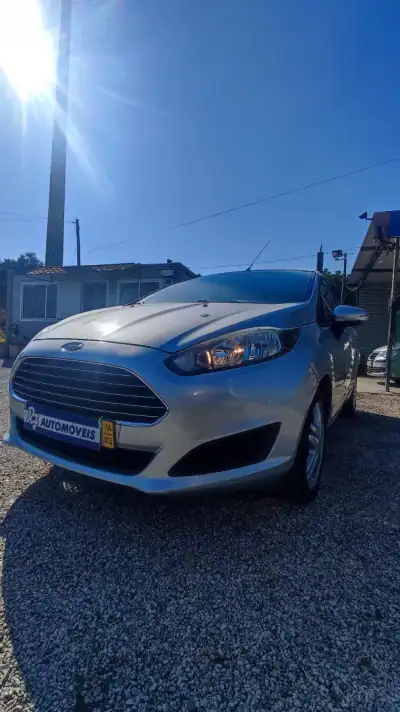 Ford Fiesta 2014 - 9798 EUR, 176798 km - AUTO.MOTO.pt - 176798km - foto 3 de 23