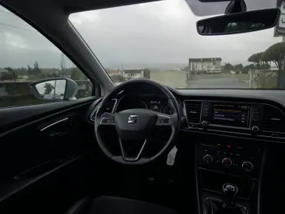 SEAT Leon 2016 - 12990 EUR, 117000 km - AUTO.MOTO.pt - 117000km - foto 11 de 26