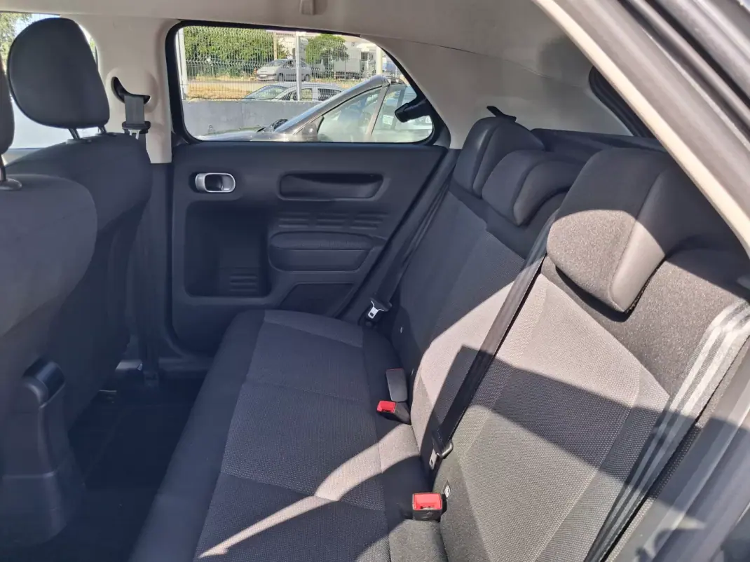 Citroën C4 Cactus 2017 - 8950 EUR, 120000 km - AUTO.MOTO.pt - 120000km - foto 8 de 15