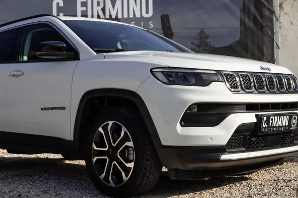 Jeep Compass 2022 - 24250 EUR, 92000 km - AUTO.MOTO.pt - 92000km - foto 2 de 12