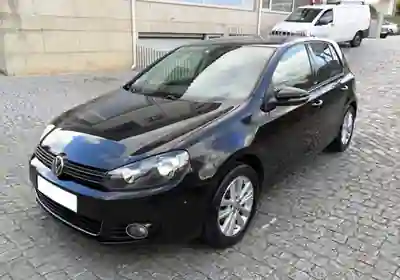 Volkswagen Golf 2011 - 9500 EUR, 179600 km - AUTO.MOTO.pt - 179600km - foto 2 de 15