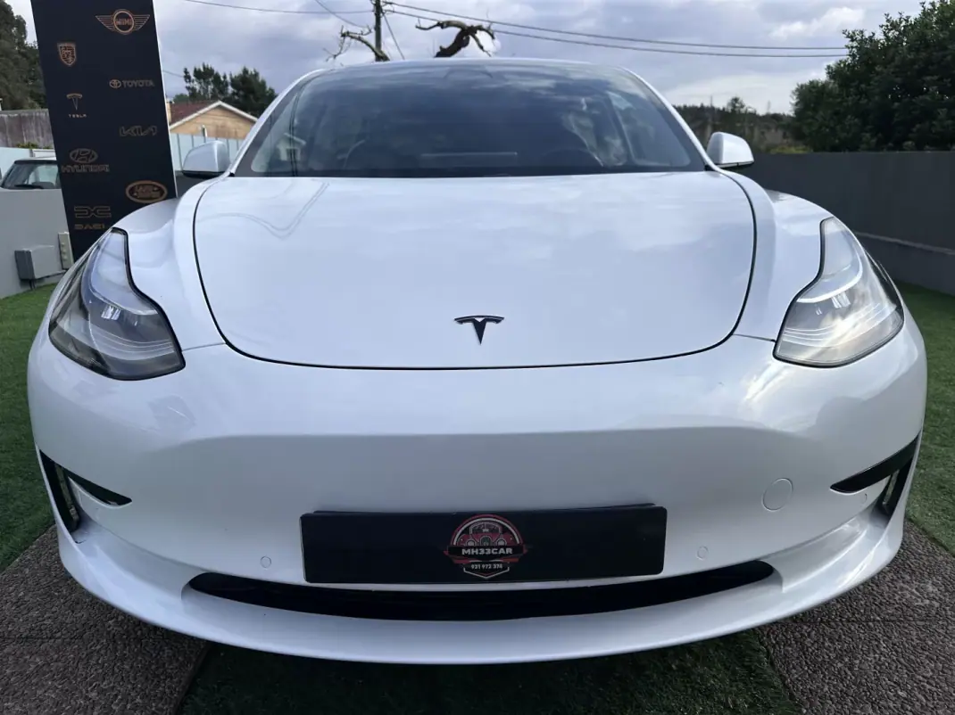 Tesla Model 3 2019 - 15500 EUR, 333000 km - AUTO.MOTO.pt - 333000km - foto 8 de 62